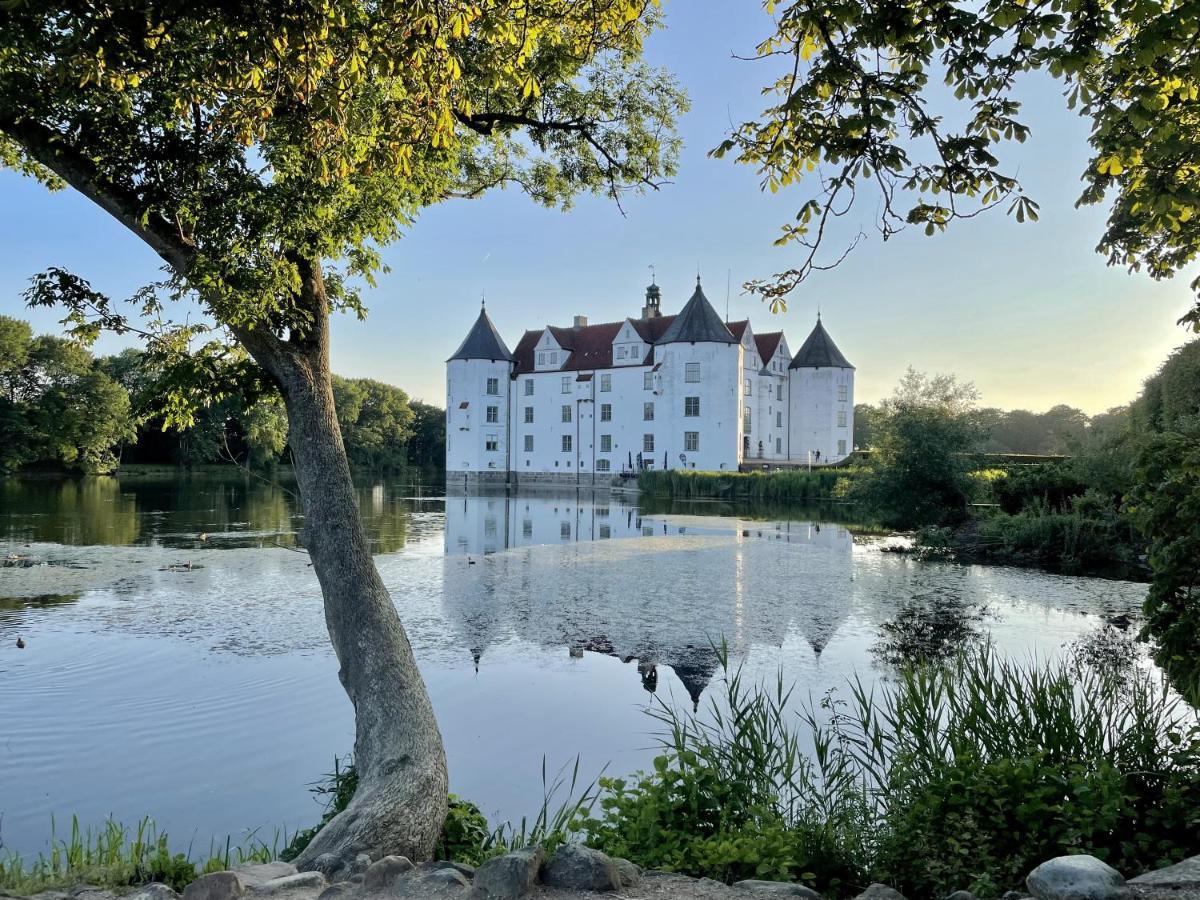 Appartement Gemuetliche 3-zimmer Mit Parklatz, Naehe Ostsee