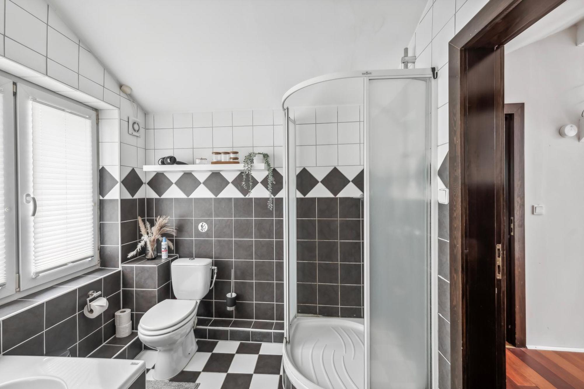Appartement Gemuetliche 3-zimmer Mit Parklatz, Naehe Ostsee *